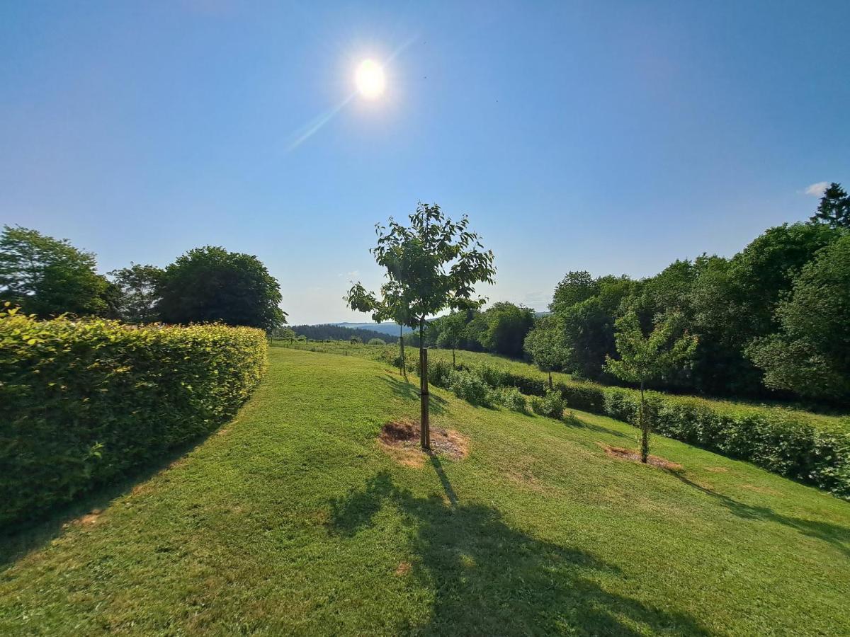 Chanteloup, Maison D'Hotes - Halleux Halleux  ภายนอก รูปภาพ