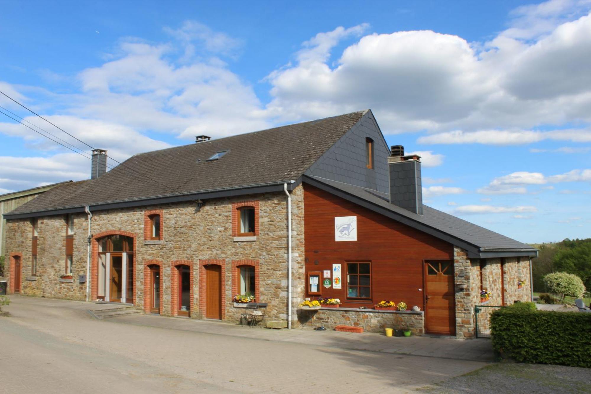 Chanteloup, Maison D'Hotes - Halleux Halleux  ภายนอก รูปภาพ